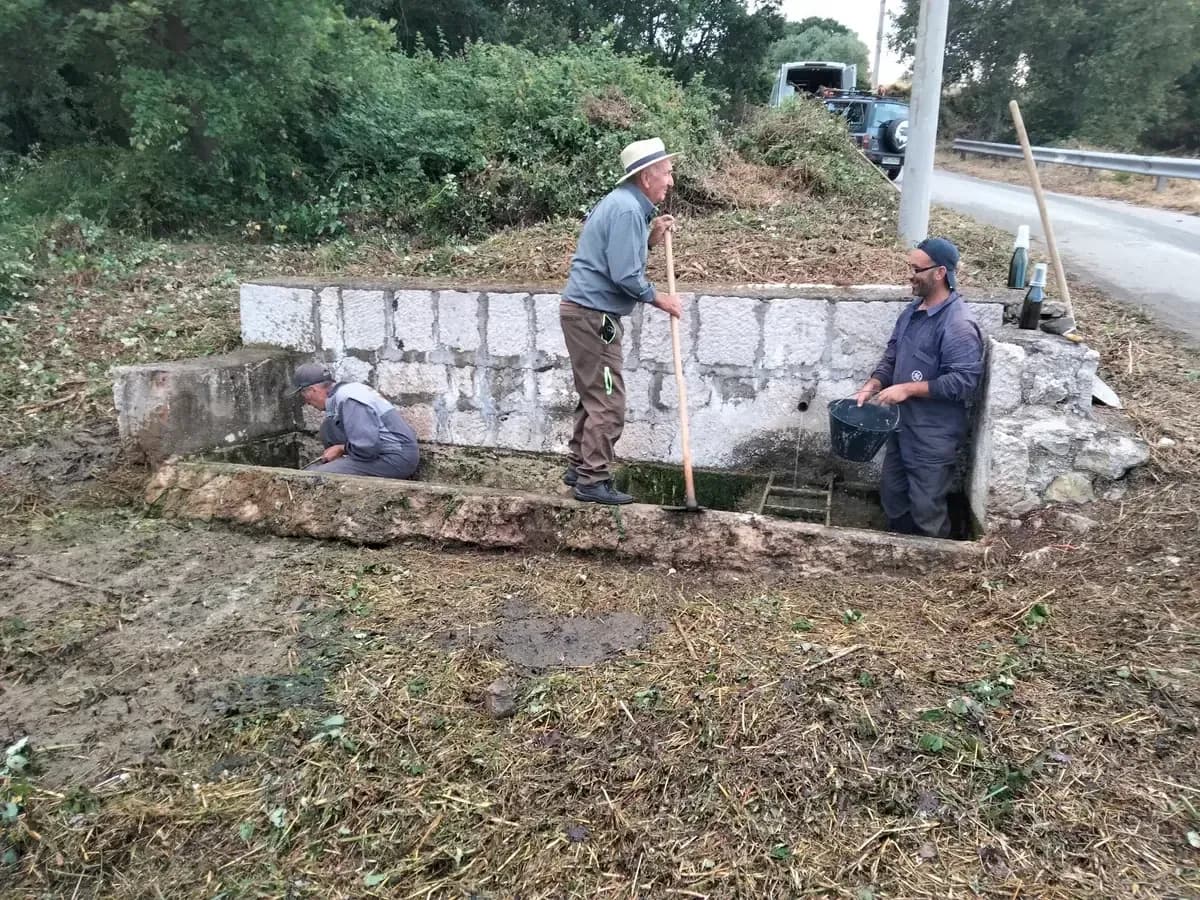 Fontana di Fonte del Cerro — Primo intervento: pulizia e riapertura del flusso — foto 3